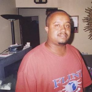 Meet your Posher, Dequindre